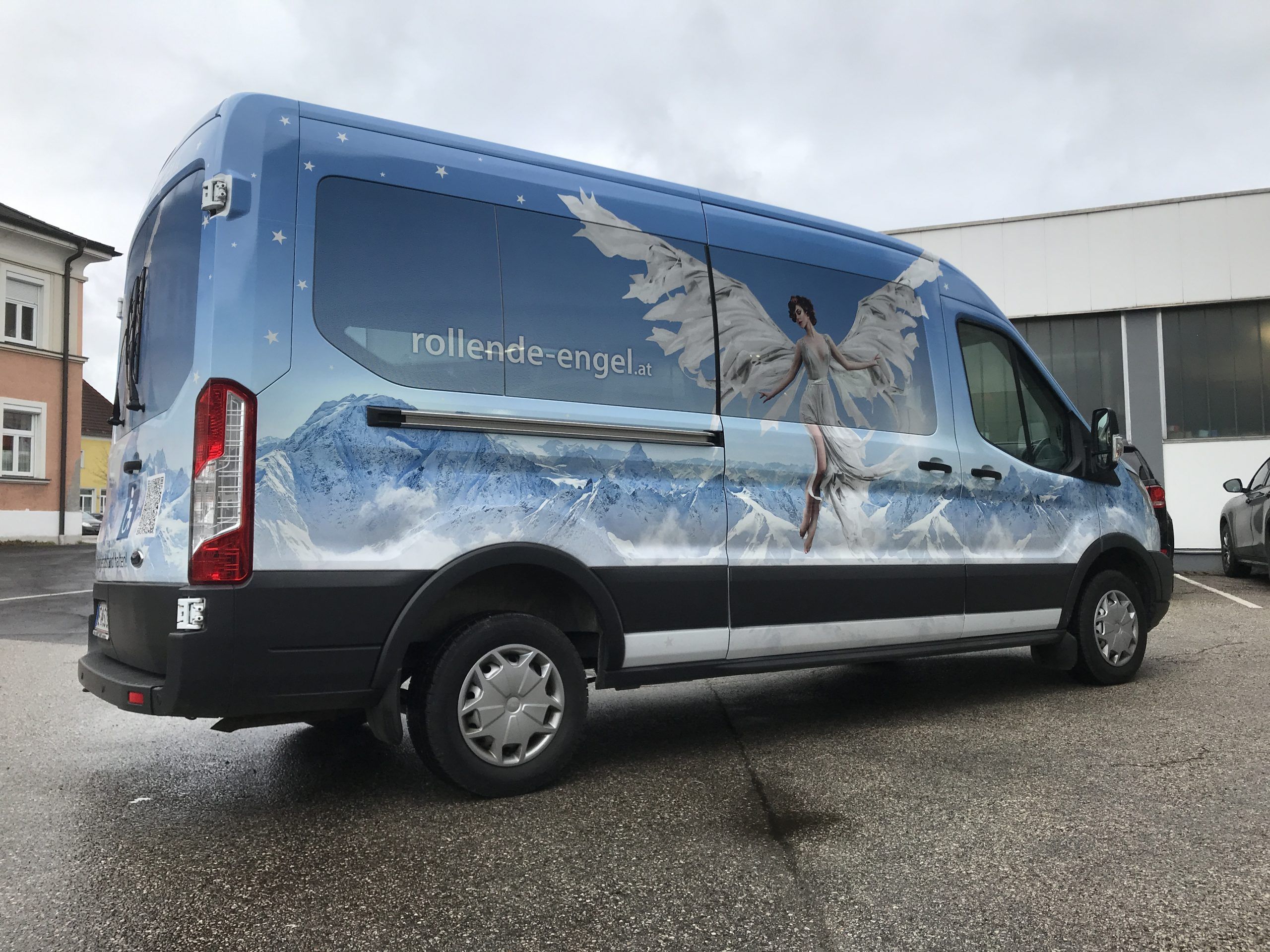 Unser Engel ist fertig foliert