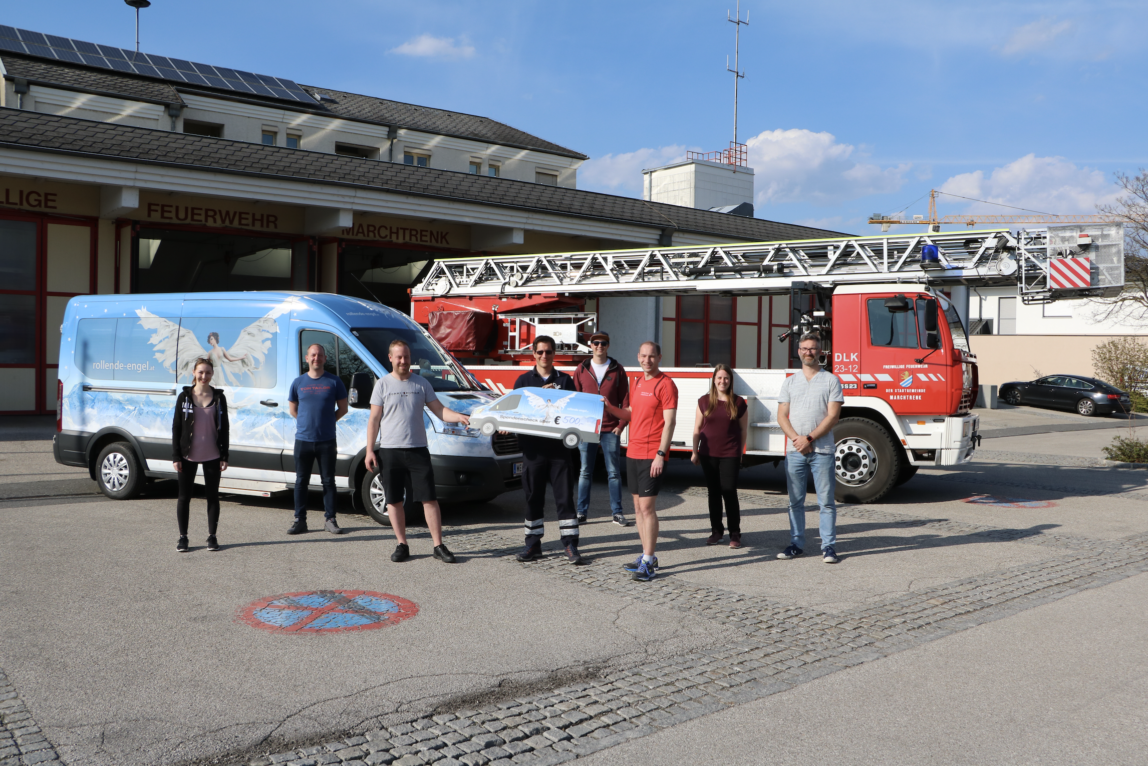 rollende_engel_feuerwehr_marchtrenk_wunschmobil