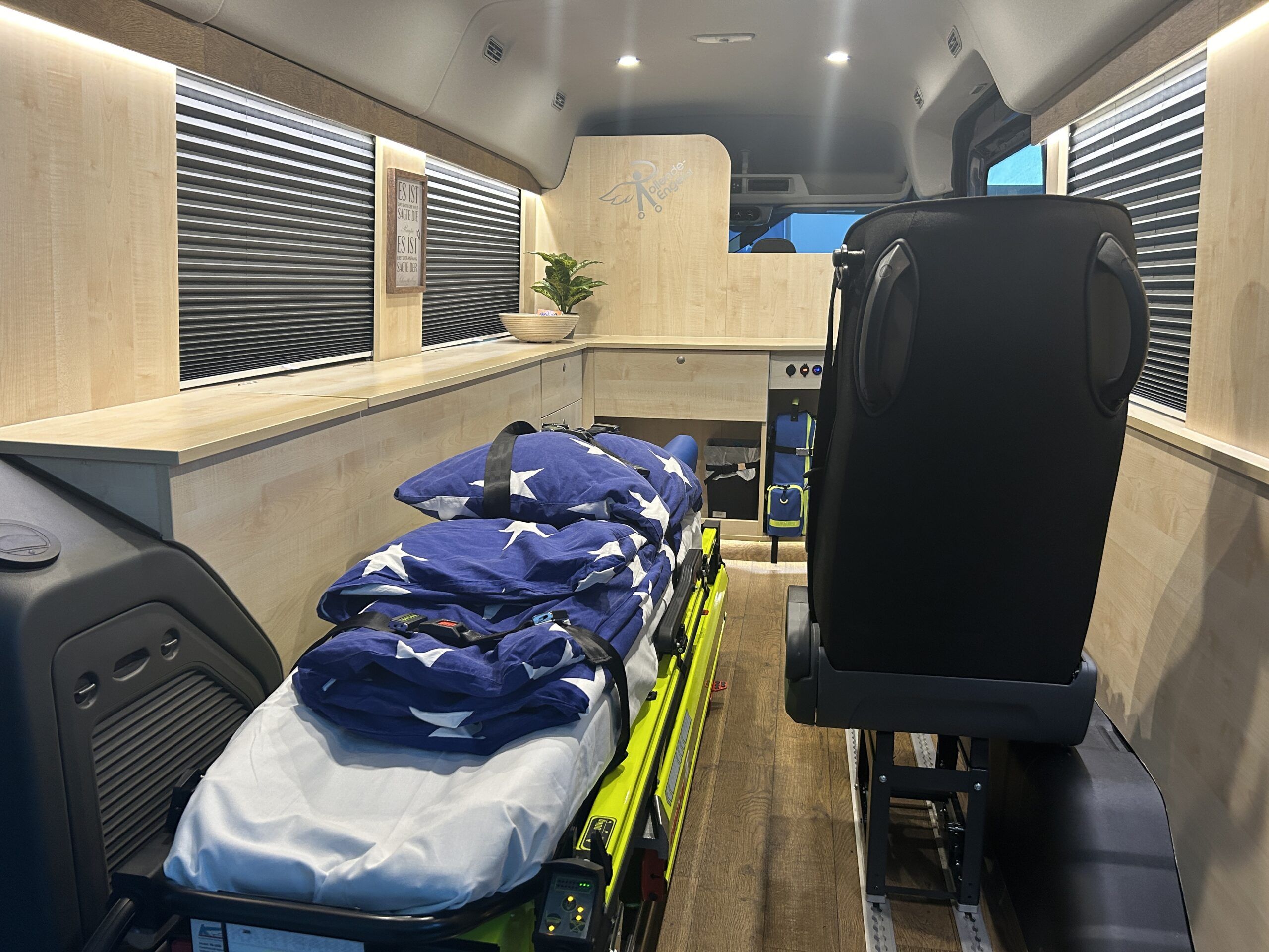 rollende_engel_wunschfahrt_austattung_innen